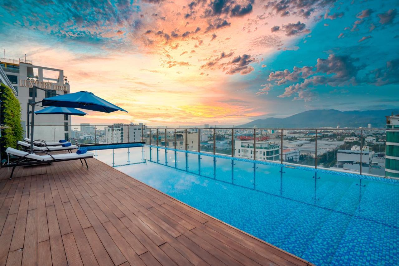 Cn Palace Boutique Hotel & Spa Da Nang Esterno foto