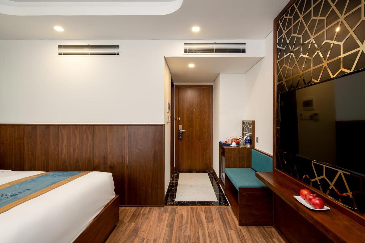 Cn Palace Boutique Hotel & Spa Da Nang Esterno foto