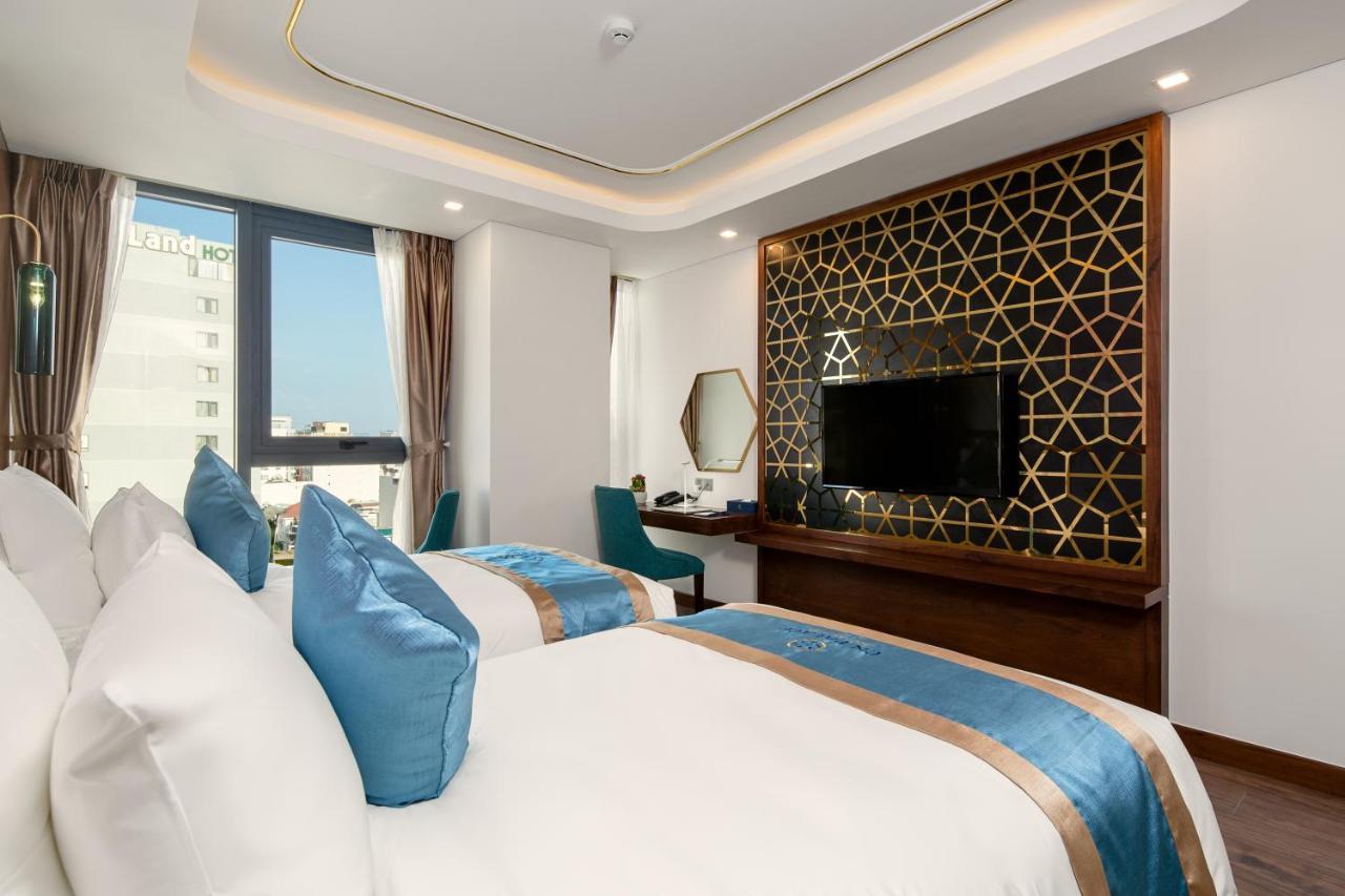 Cn Palace Boutique Hotel & Spa Da Nang Esterno foto