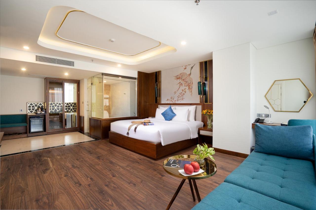 Cn Palace Boutique Hotel & Spa Da Nang Esterno foto