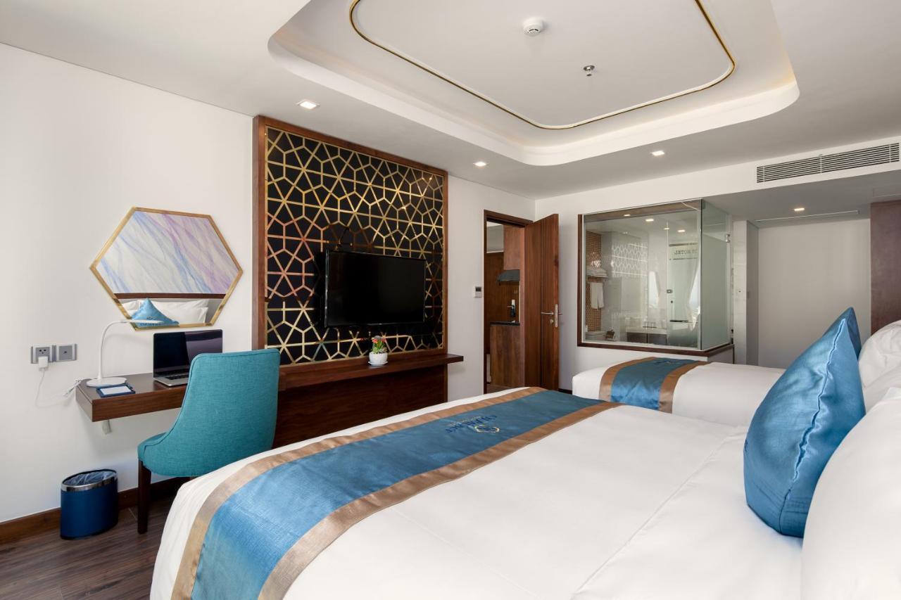 Cn Palace Boutique Hotel & Spa Da Nang Esterno foto