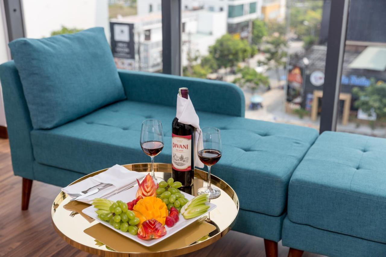 Cn Palace Boutique Hotel & Spa Da Nang Esterno foto