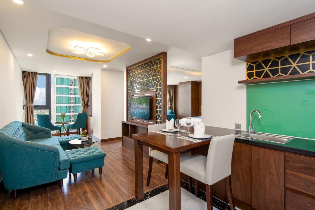 Cn Palace Boutique Hotel & Spa Da Nang Esterno foto