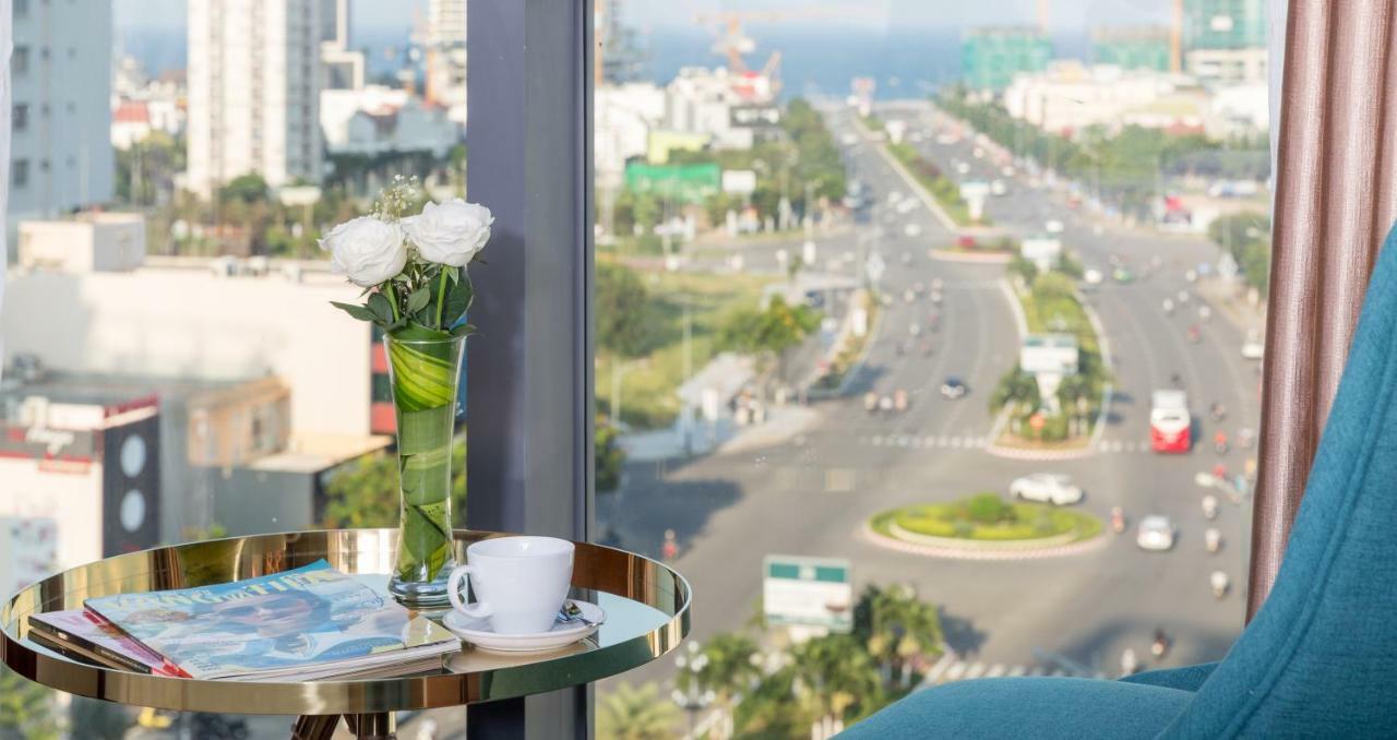 Cn Palace Boutique Hotel & Spa Da Nang Esterno foto