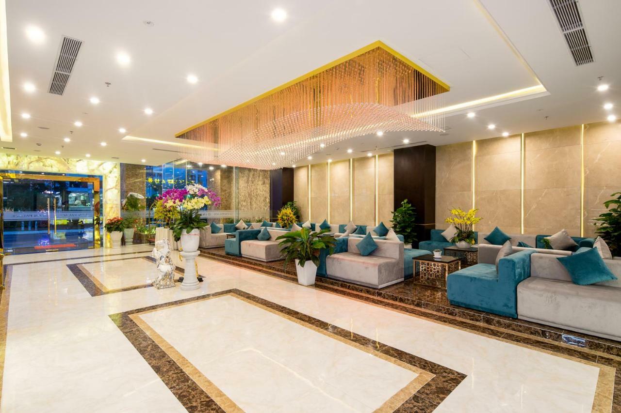Cn Palace Boutique Hotel & Spa Da Nang Esterno foto
